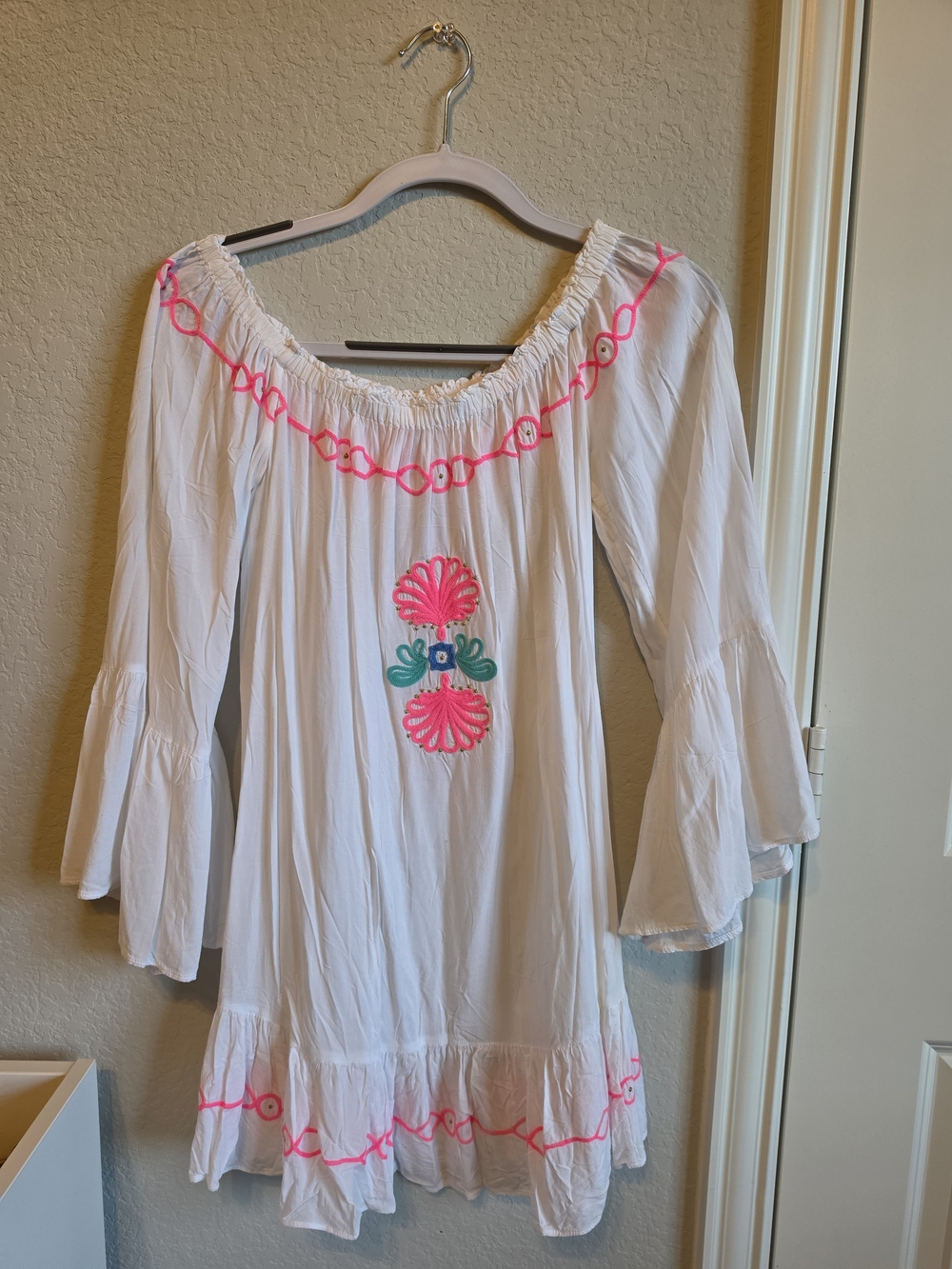 Lilly Pulitzer White Off-Shoulder Dress with Pink Embroidery